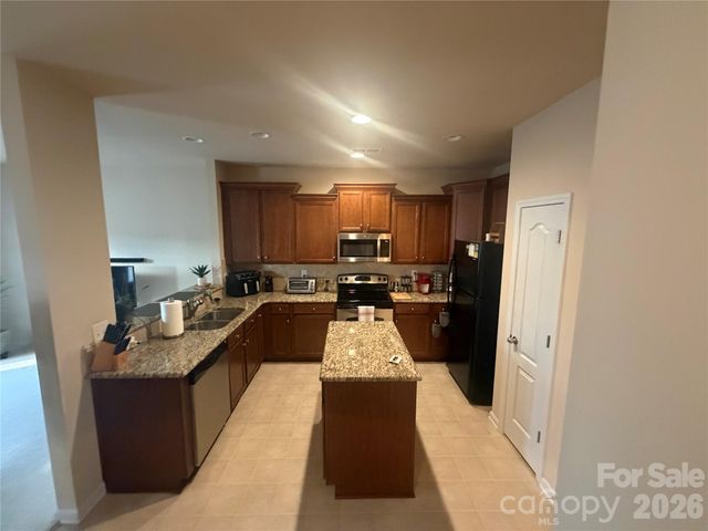 3147 Coventry Commons Drive, Charlotte, NC 28227