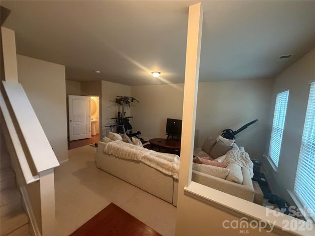 3147 Coventry Commons Drive, Charlotte, NC 28227