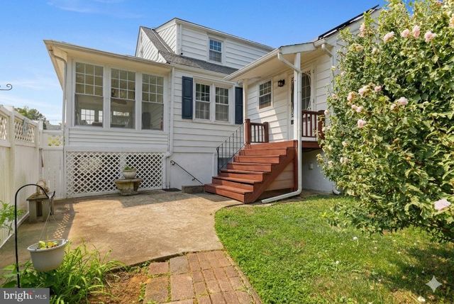 57 S TERRACE AVE, Maple Shade, NJ 08052