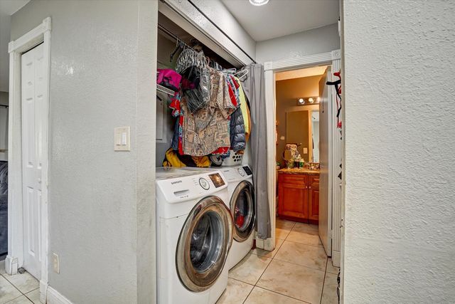 10723 NW 11th Street 10723, Pembroke Pines, FL 33026