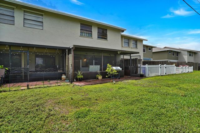 10723 NW 11th Street 10723, Pembroke Pines, FL 33026