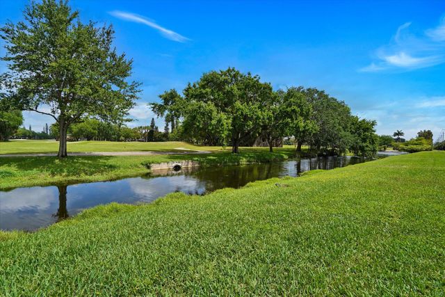 10723 NW 11th Street 10723, Pembroke Pines, FL 33026