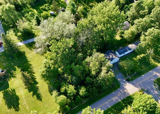 91 East Shore South, Grand Isle, VT 05458