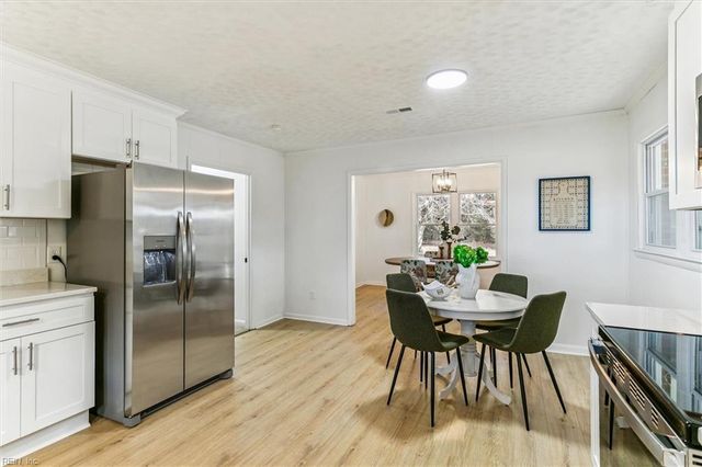 2225 Perrin Plantation LN, Hayes, VA 23072