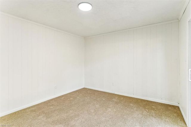 2225 Perrin Plantation LN, Hayes, VA 23072