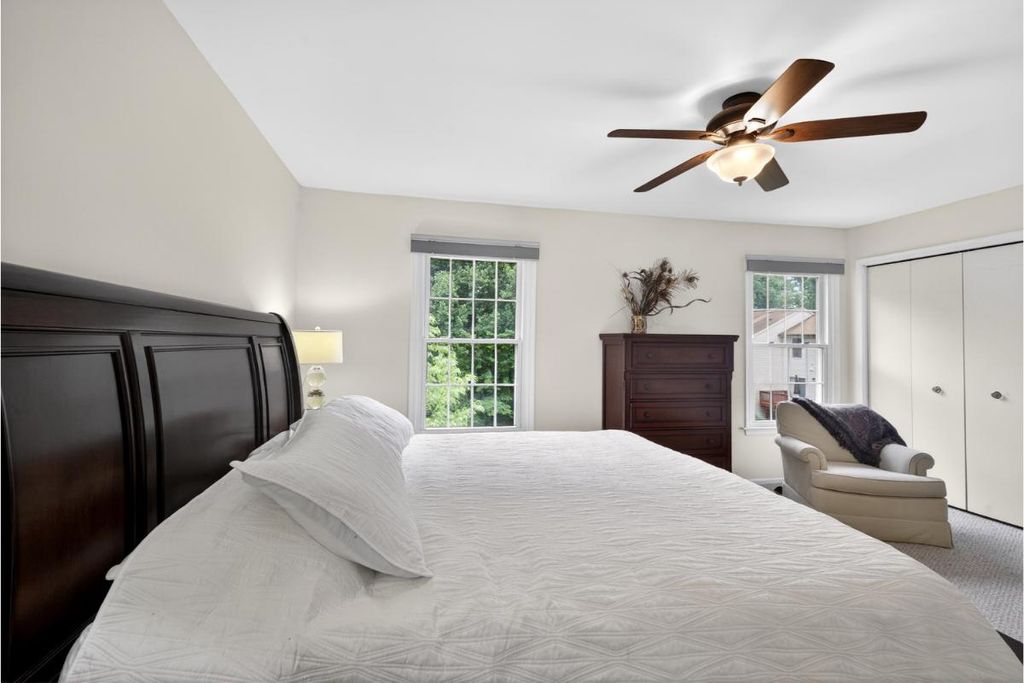Image 26 of property listing at 7347 SWAN POINT WAY #12-2, Columbia, MD 21045