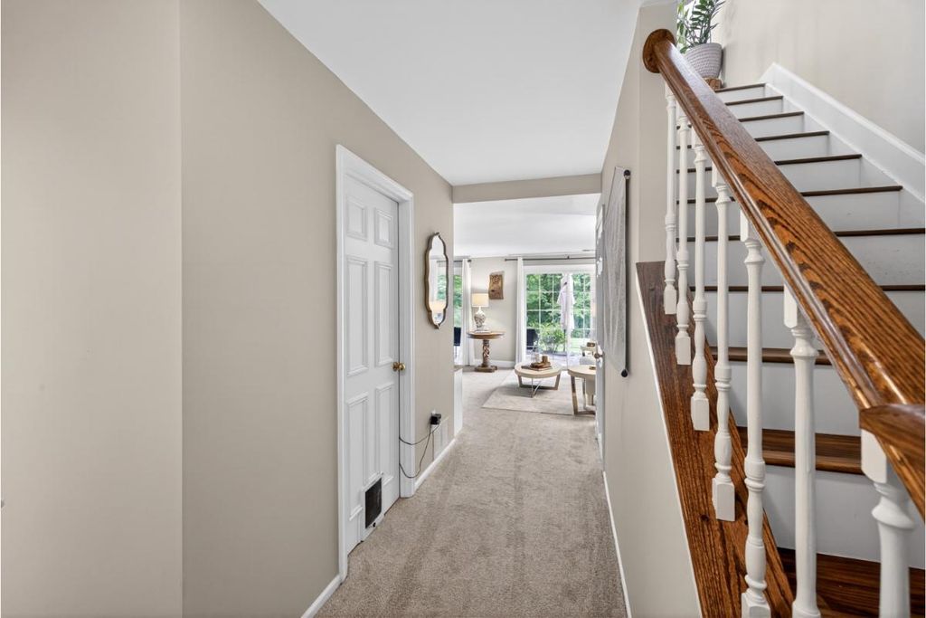 Image 29 of property listing at 7347 SWAN POINT WAY #12-2, Columbia, MD 21045