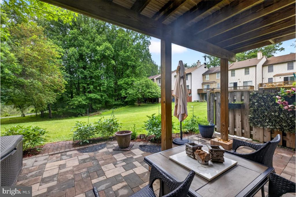 Image 39 of property listing at 7347 SWAN POINT WAY #12-2, Columbia, MD 21045