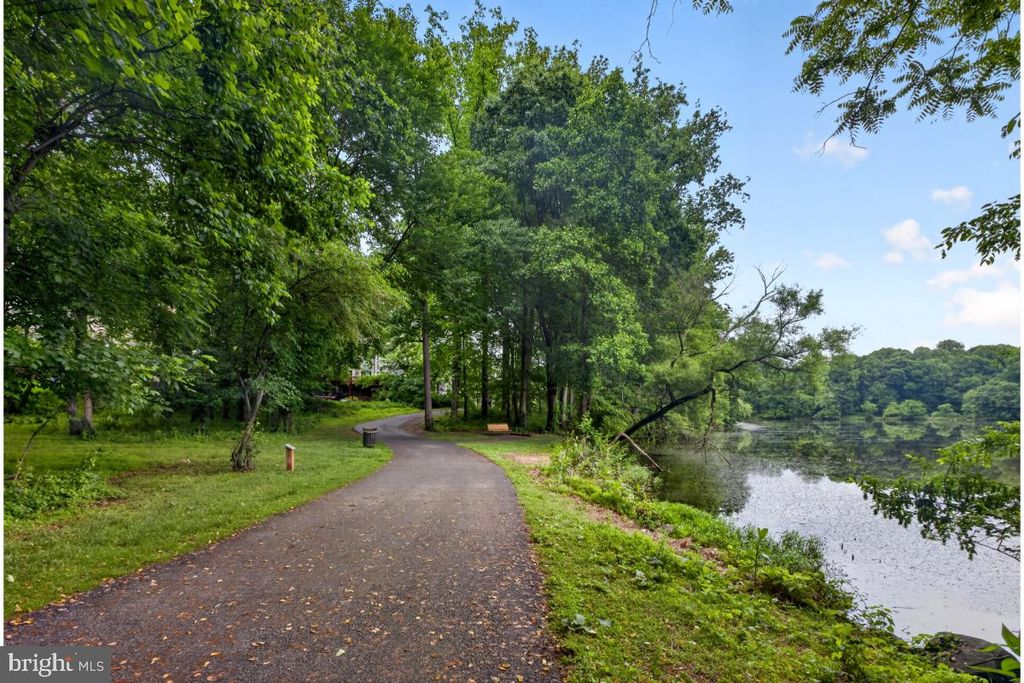 Image 48 of property listing at 7347 SWAN POINT WAY #12-2, Columbia, MD 21045