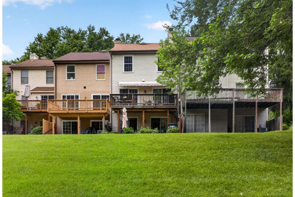 Image 49 of property listing at 7347 SWAN POINT WAY #12-2, Columbia, MD 21045