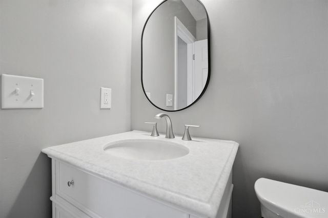 1573 Orchard Valley Drive, Miami Twp, OH 45150