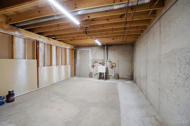 1573 Orchard Valley Drive, Miami Twp, OH 45150