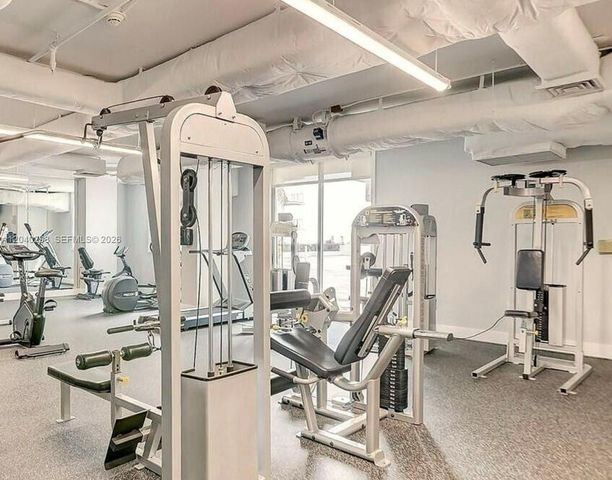 140 S Dixie Hwy 921, Hollywood, FL 33020