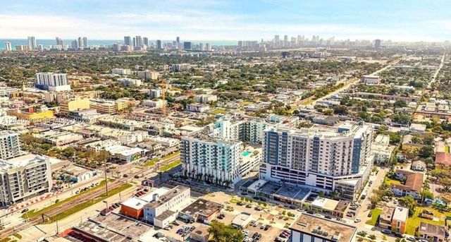 140 S Dixie Hwy 921, Hollywood, FL 33020