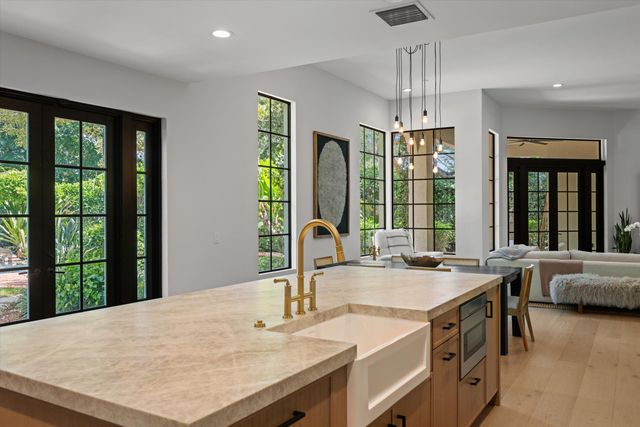 2674 Players Court, Wellington, FL 33414