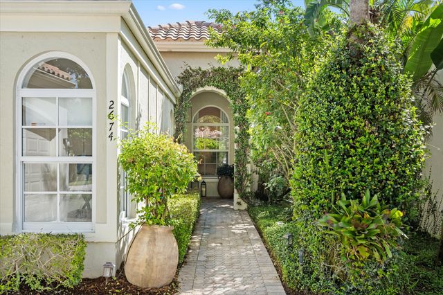 2674 Players Court, Wellington, FL 33414