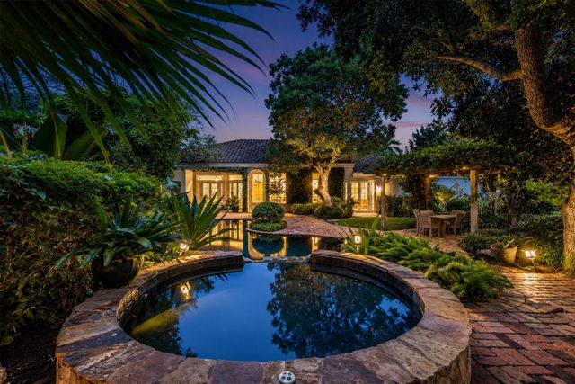2674 Players Court, Wellington, FL 33414