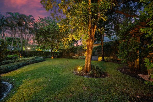2674 Players Court, Wellington, FL 33414