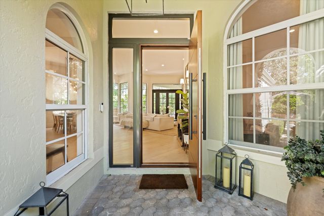 2674 Players Court, Wellington, FL 33414