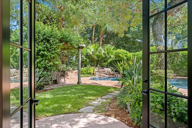 2674 Players Court, Wellington, FL 33414