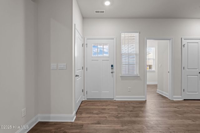 225 Lake Tyler Drive, New Bern, NC 28560