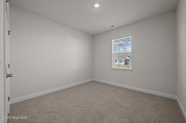 225 Lake Tyler Drive, New Bern, NC 28560