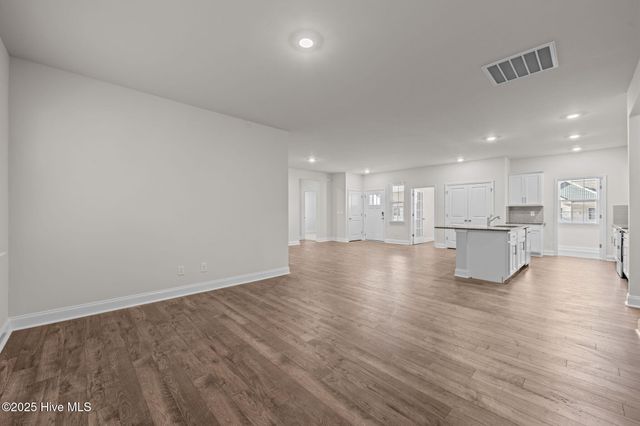 225 Lake Tyler Drive, New Bern, NC 28560