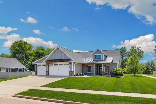 1806 Hudson STREET, Holmen, WI 54636