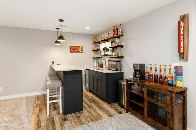 1806 Hudson STREET, Holmen, WI 54636