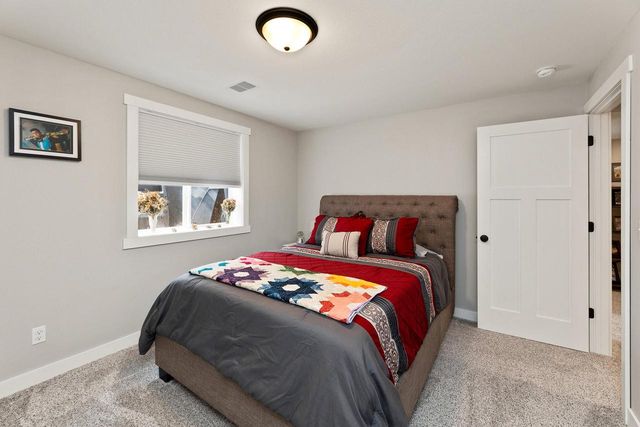 1806 Hudson STREET, Holmen, WI 54636