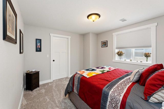 1806 Hudson STREET, Holmen, WI 54636