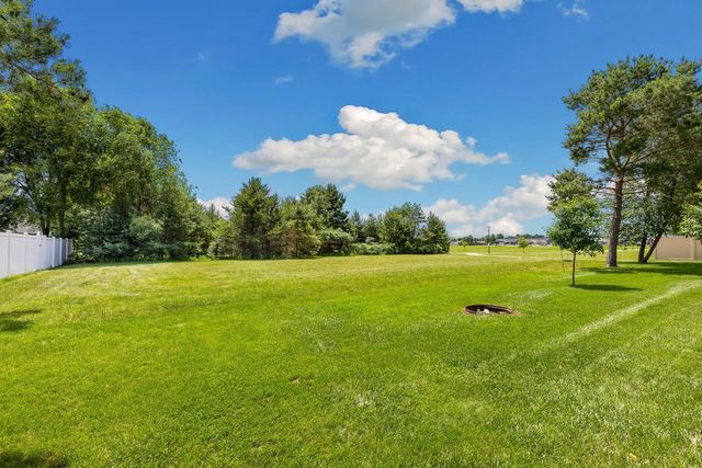 1806 Hudson STREET, Holmen, WI 54636