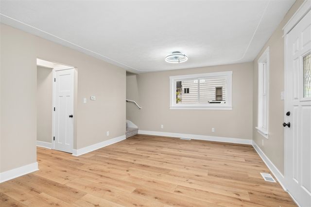 1312 Crosby Street, Grand Rapids, MI 49504