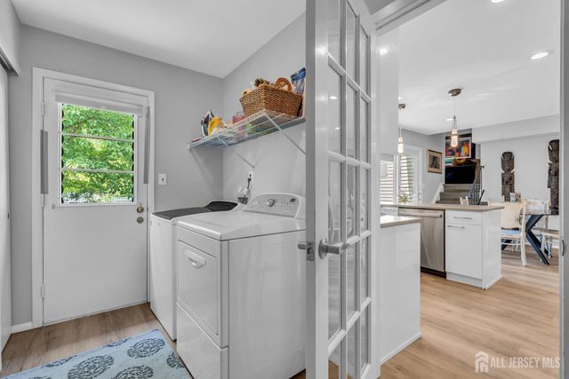 4 Dennison Place, Plainsboro, NJ 08536