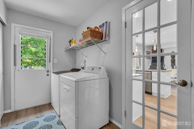 4 Dennison Place, Plainsboro, NJ 08536