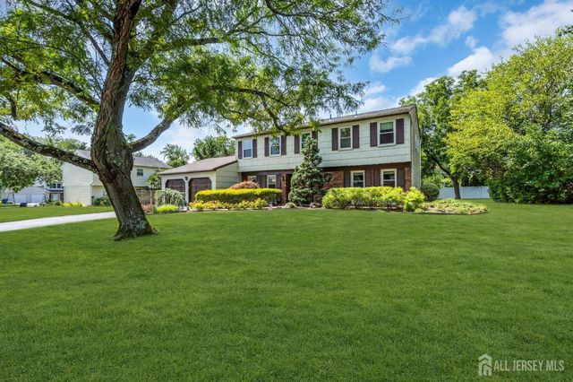 4 Dennison Place, Plainsboro, NJ 08536
