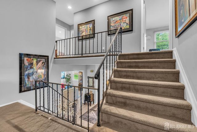 4 Dennison Place, Plainsboro, NJ 08536