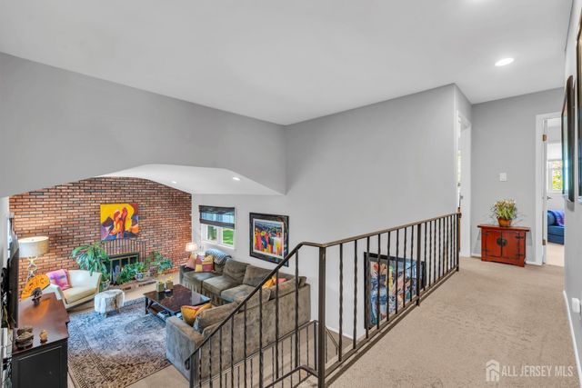 4 Dennison Place, Plainsboro, NJ 08536