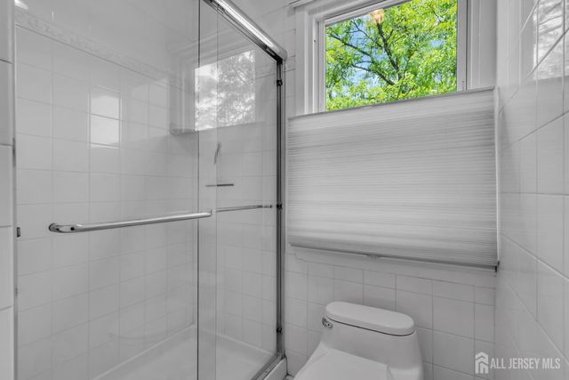 4 Dennison Place, Plainsboro, NJ 08536