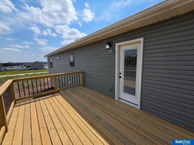 501 Railroad Street, Hallam, NE 68368