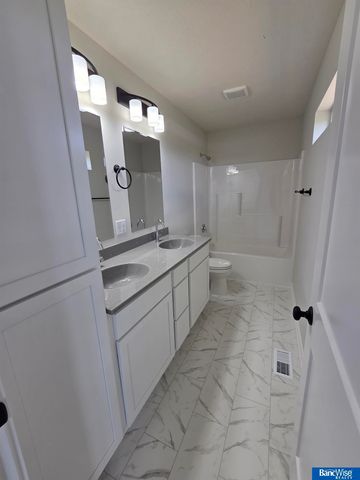 501 Railroad Street, Hallam, NE 68368