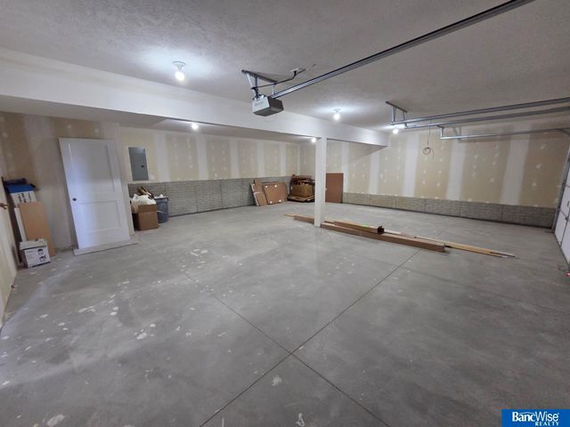 501 Railroad Street, Hallam, NE 68368