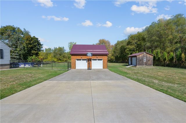 685 East State Street, Albion, NY 14411