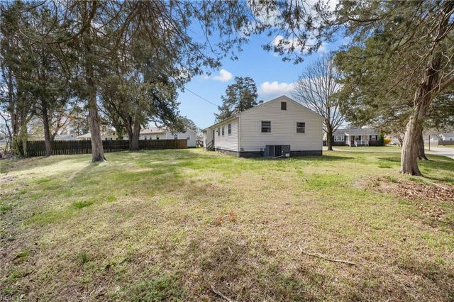 200 Sequoia RD, Portsmouth, VA 23701