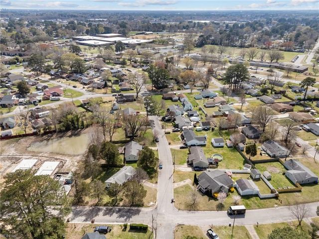 200 Sequoia RD, Portsmouth, VA 23701