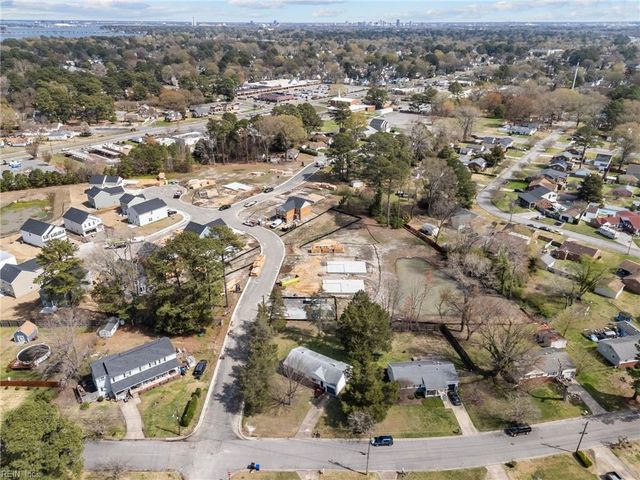 200 Sequoia RD, Portsmouth, VA 23701