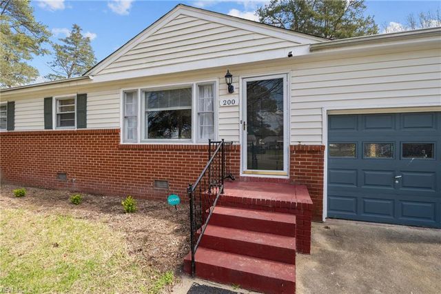 200 Sequoia RD, Portsmouth, VA 23701