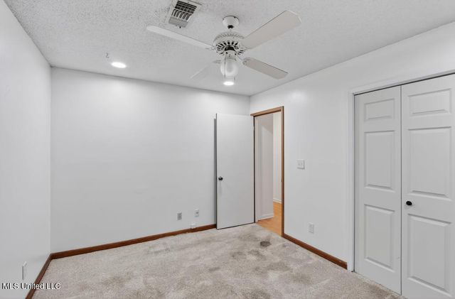 5420 Diamondhead Drive, Diamondhead, MS 39525