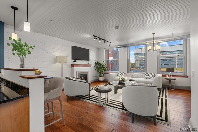 149 Swan 206, Buffalo, NY 14203