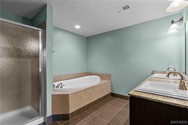 149 Swan 206, Buffalo, NY 14203